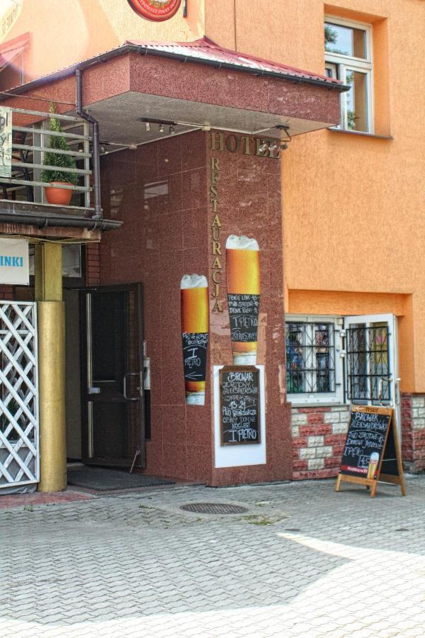 "Aleksandrowka" Restauracja I Noclegi Horyniec Buitenkant foto