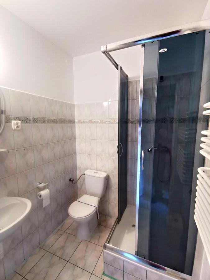 "Aleksandrowka" Restauracja I Noclegi Horyniec Buitenkant foto