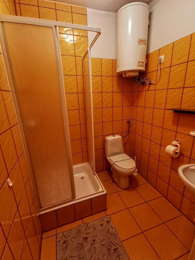 "Aleksandrowka" Restauracja I Noclegi Horyniec Buitenkant foto