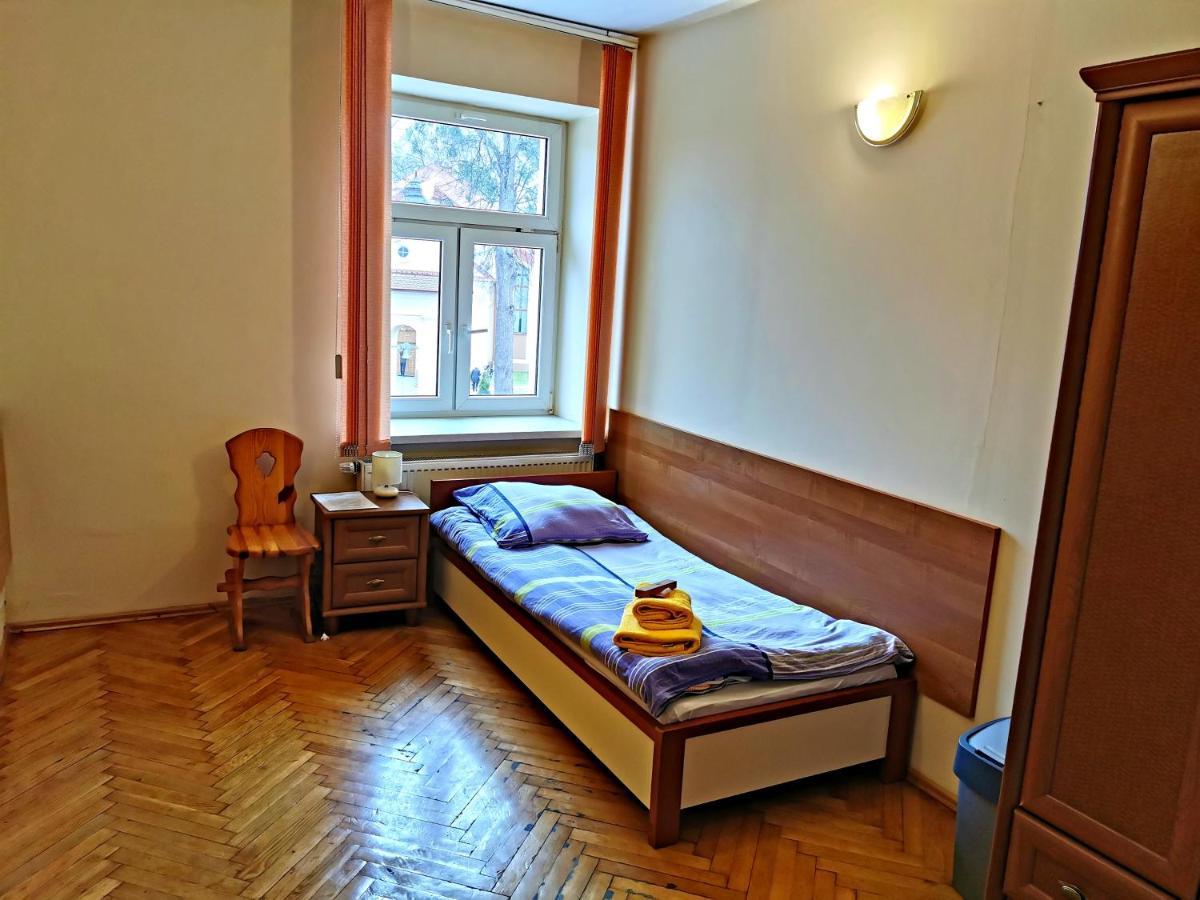 "Aleksandrowka" Restauracja I Noclegi Horyniec Buitenkant foto